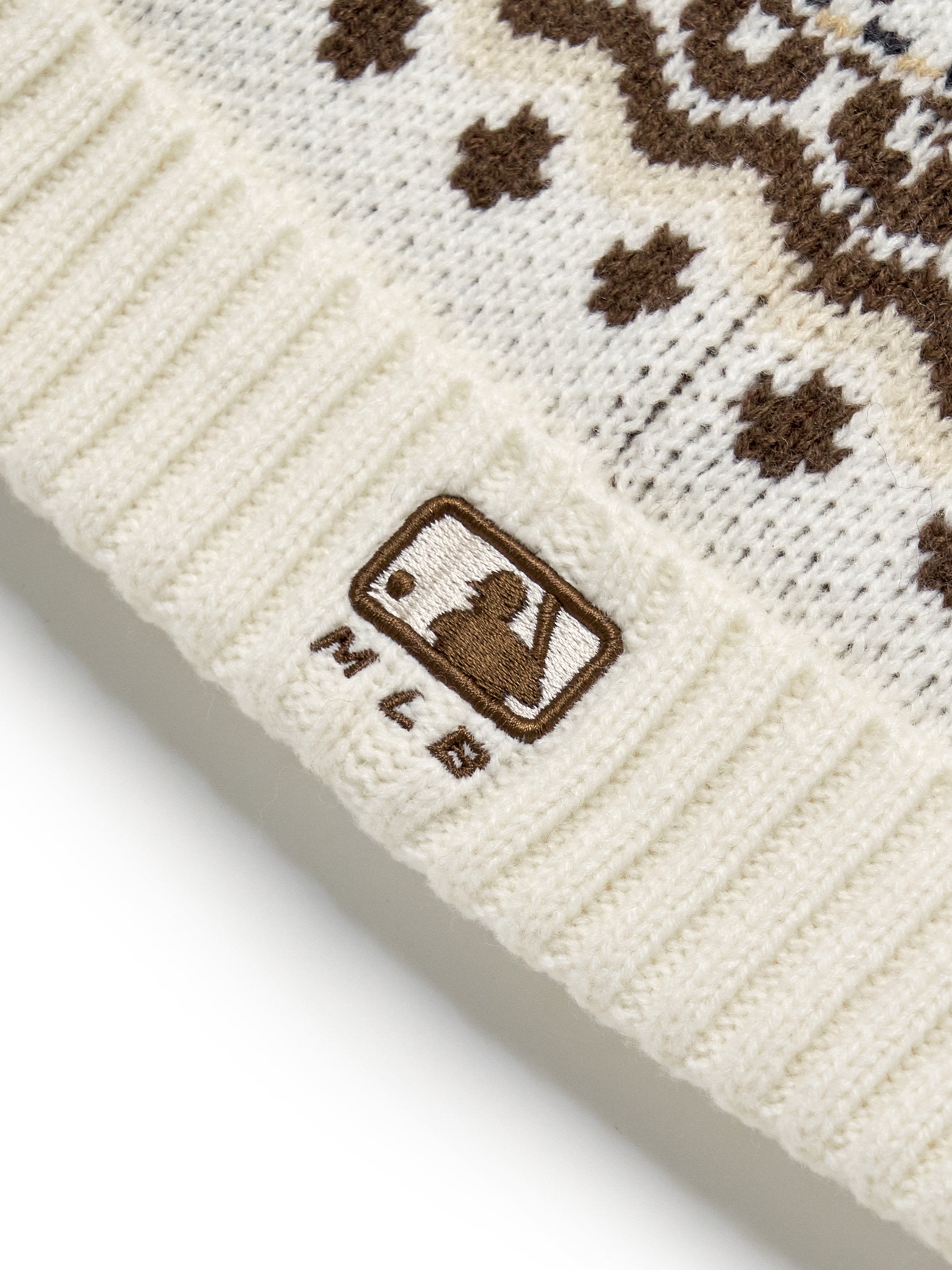 [mlb korea] NORDIC PATTERN POMPOM BEANIE