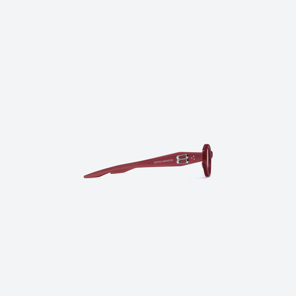 Gentle Monster Vamp R6 Sunglasses in red, showcasing authentic Korean designer fashion.
