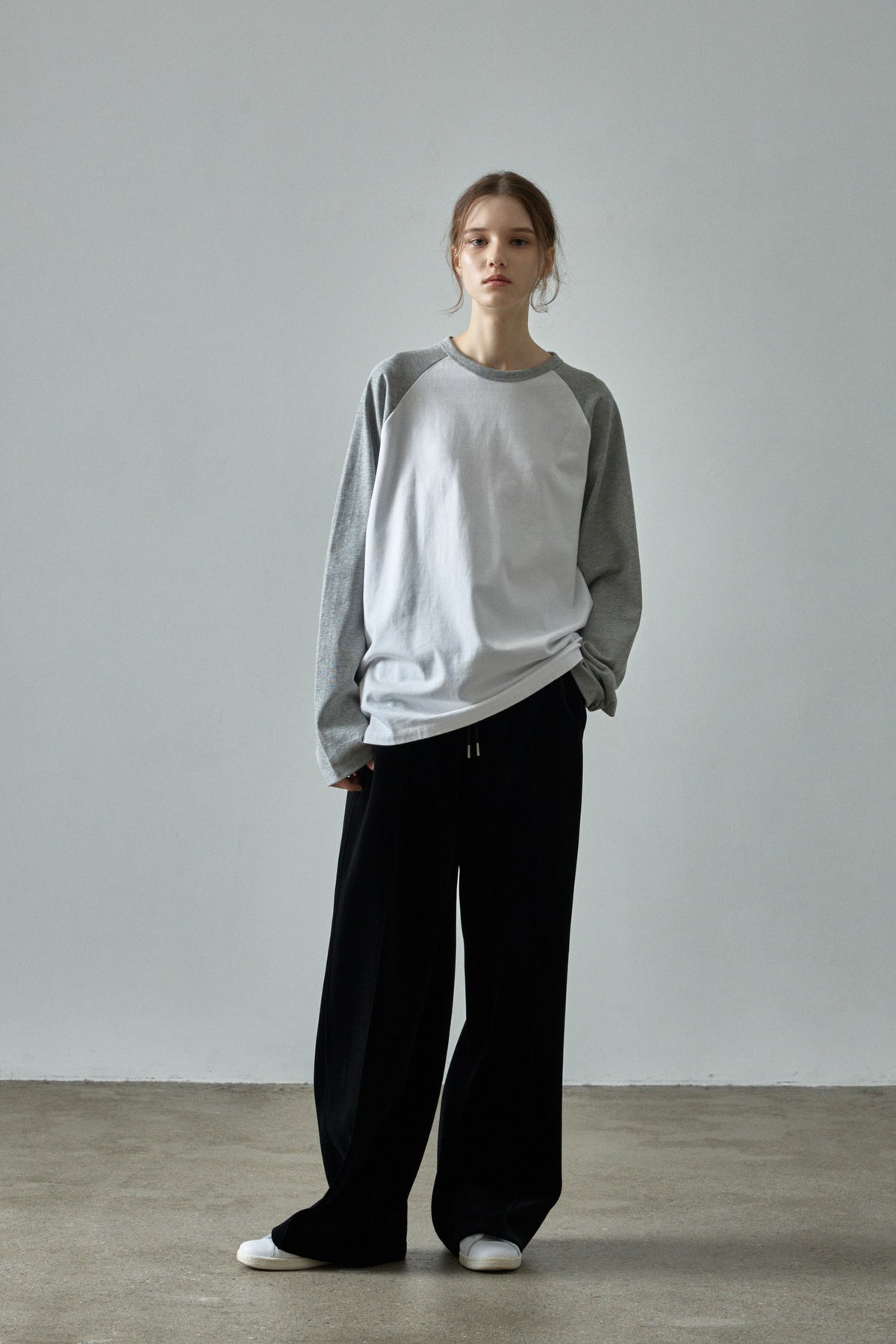 Facade Pattern Relaxed Velvet Pants black