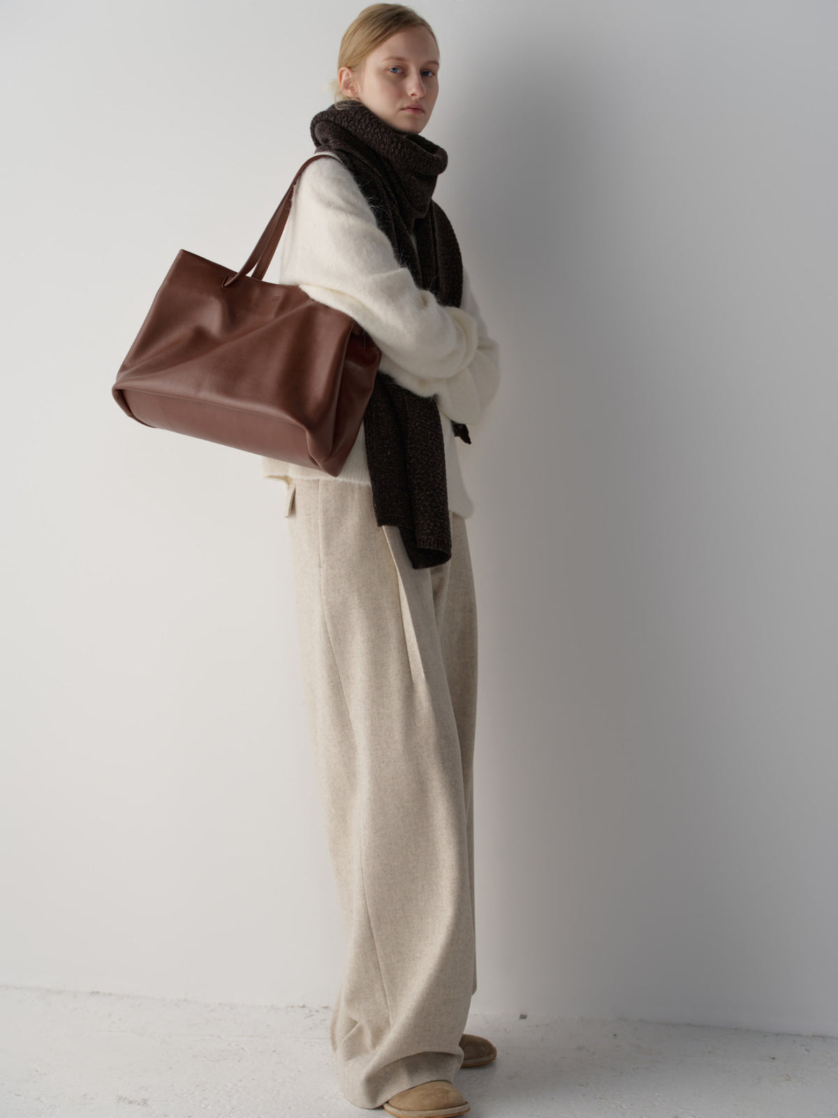 Facade Pattern Recta Bag cognac