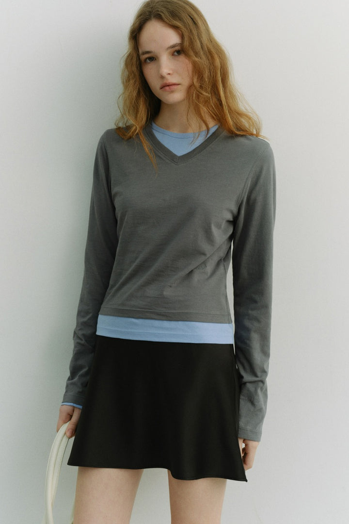 Dunst Essential Petit V-Neck T-Shirt Charcoal Grey