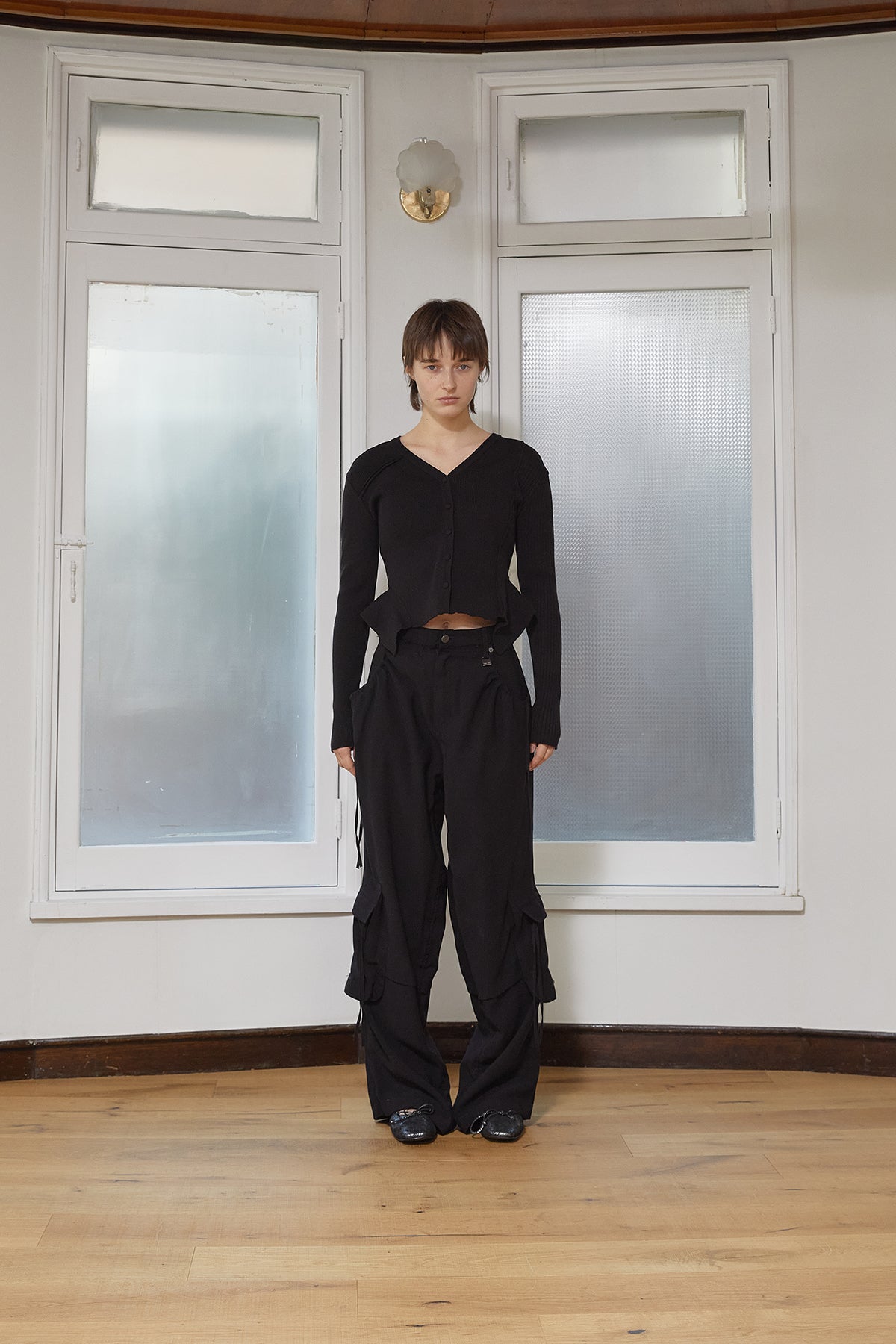 [matinkim] UNBALANCE CUT LINE BUTTON CARDIGAN IN BLACK