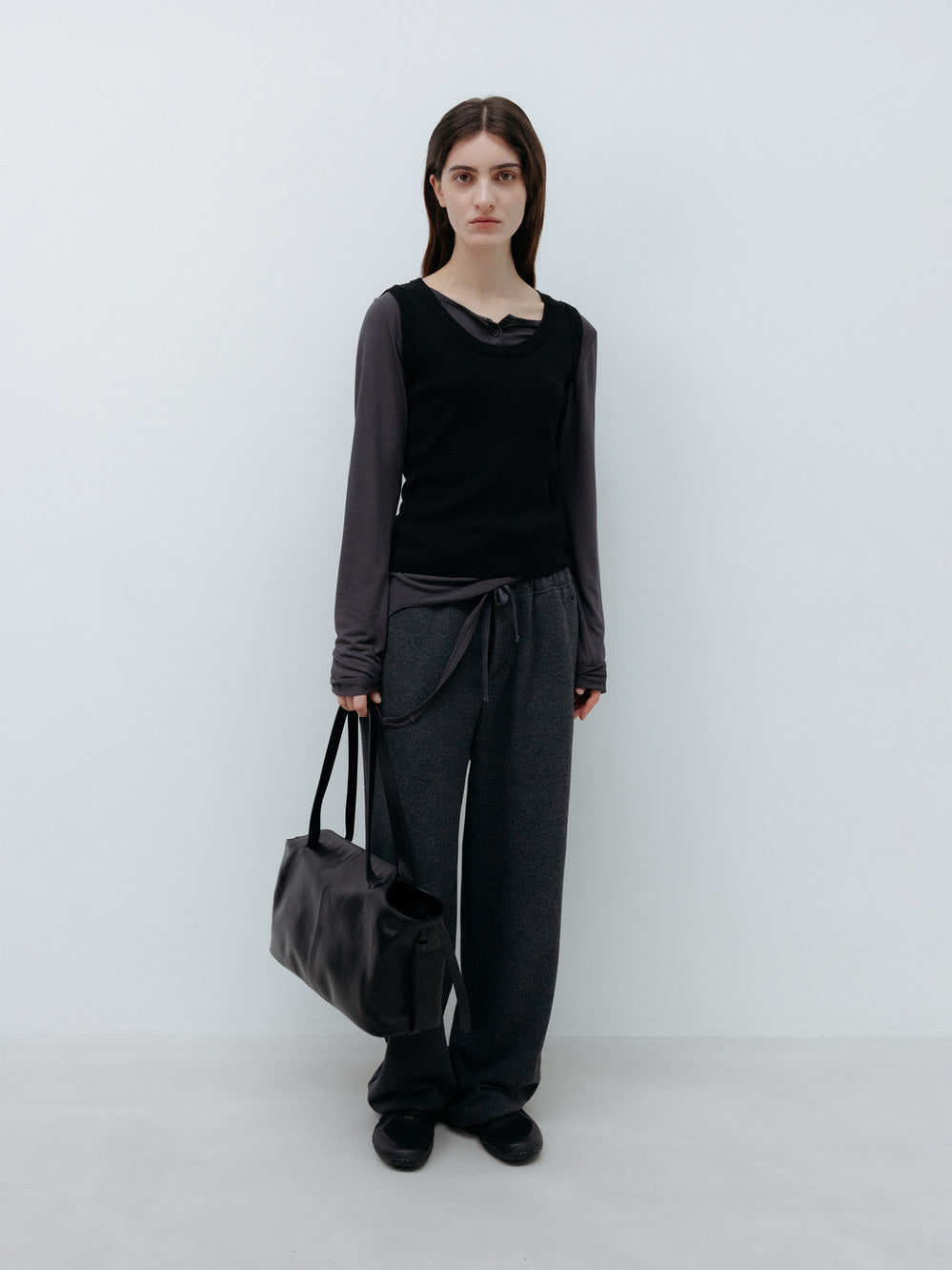 Low Classic Nook Bag Black