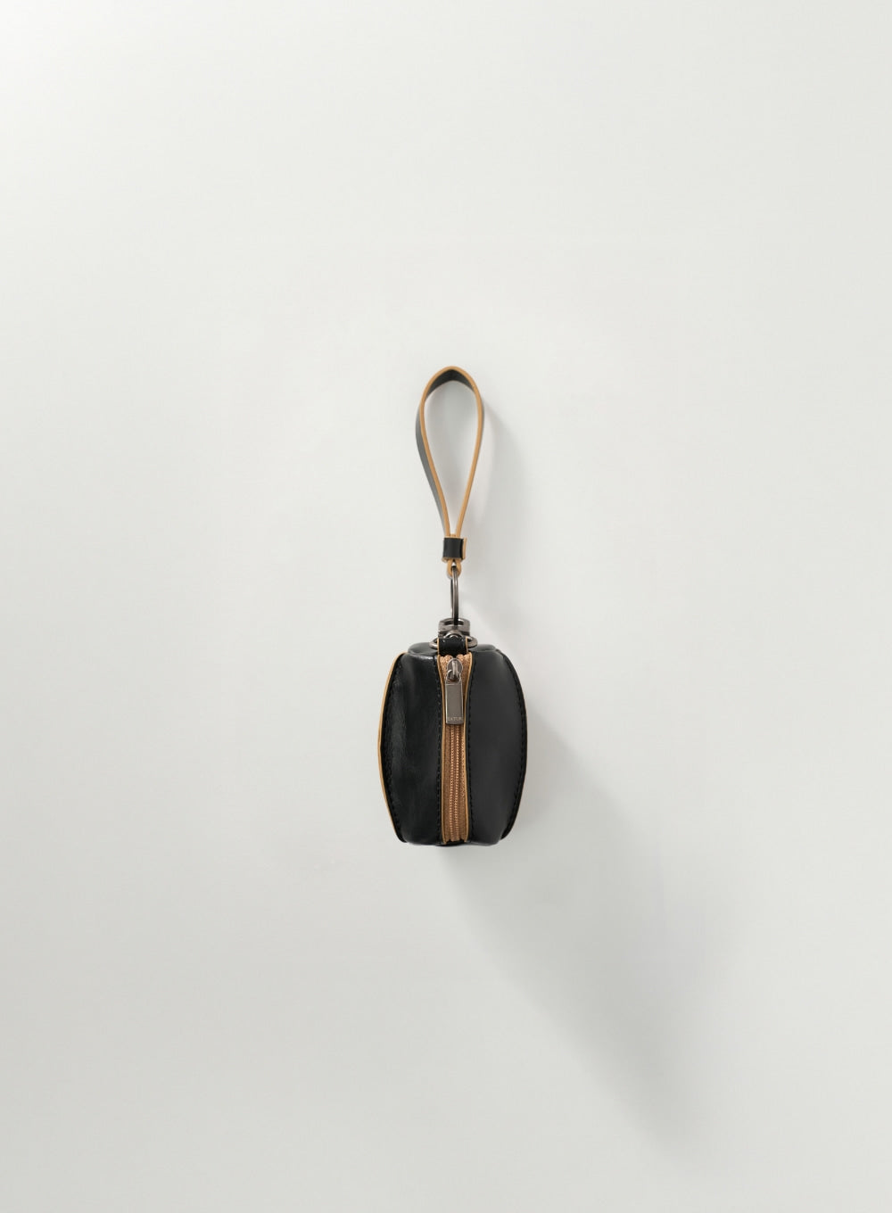 Satur Barrel Mini Pouch Keyring - Black