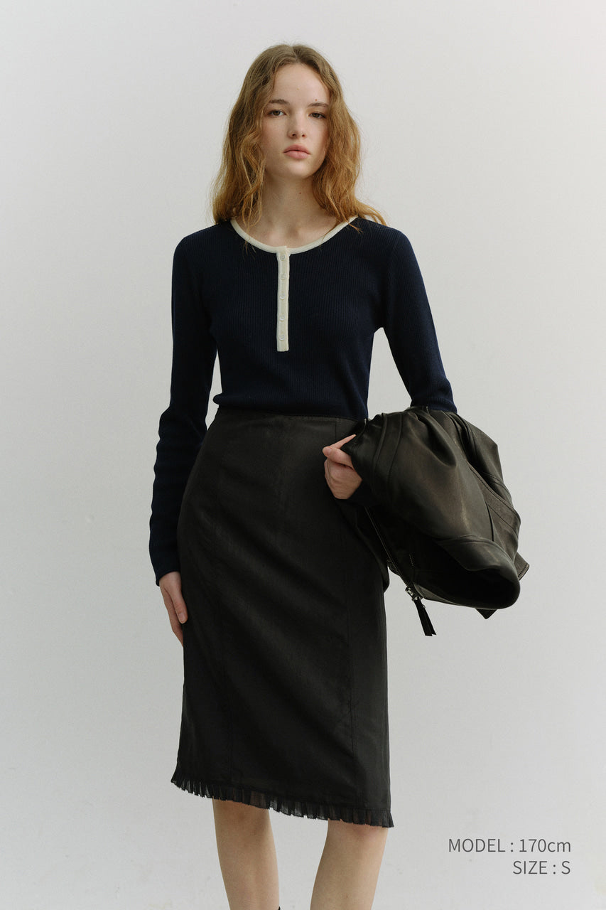 Dunst Buttoned Round-Neck Knit Top Navy
