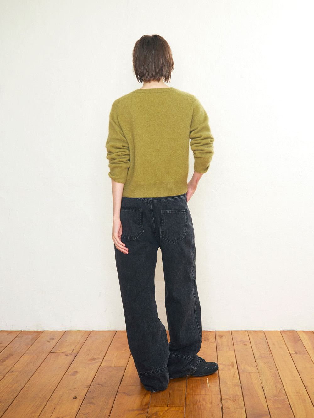 Low Classic Semi Wide-Leg Jeans Black