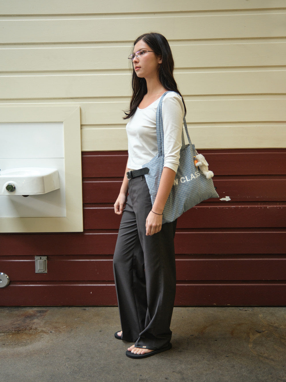 [Low Classic] Low Rise Straight-Fit Slacks_Charcoal