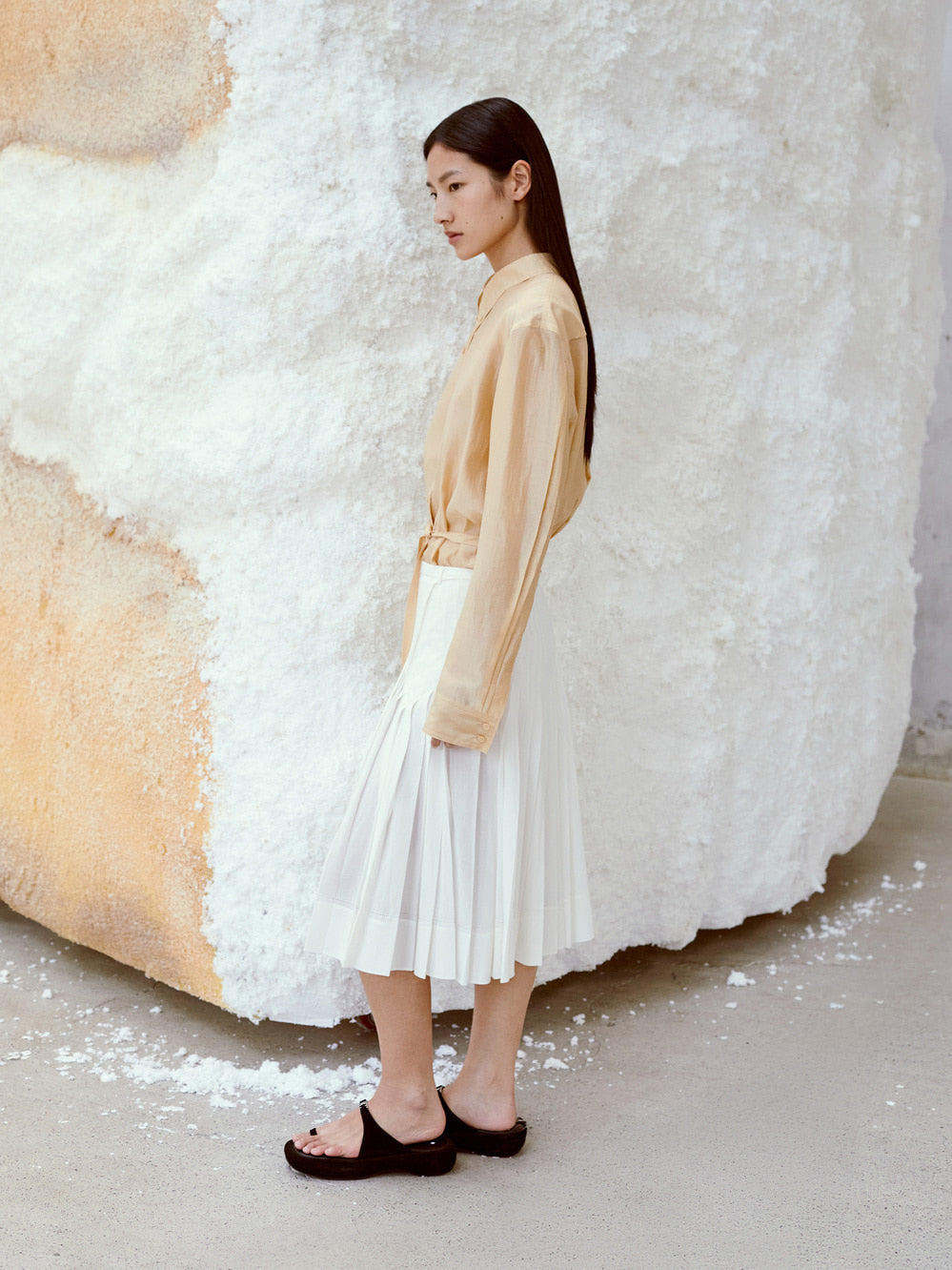 [Low Classic] See-Through Shirred Back Blouse_Yellow