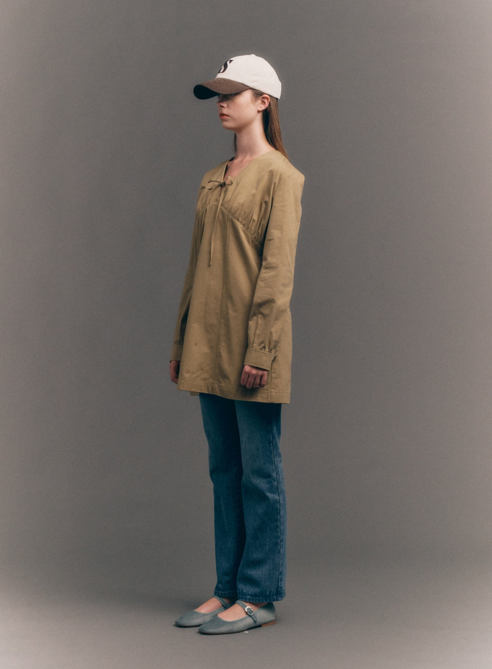 Clothing in beige - Premium quality product image