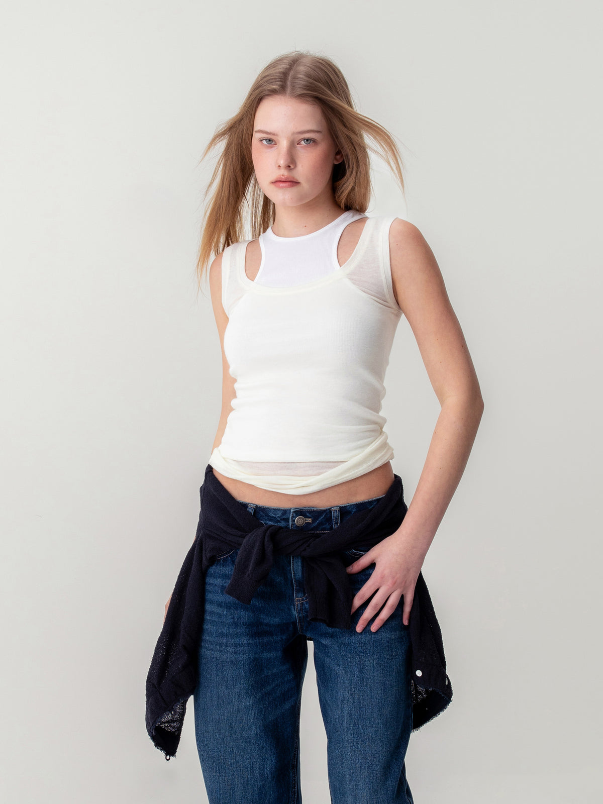 GLOWNY Soft Layered Scoop Top (Ivory)