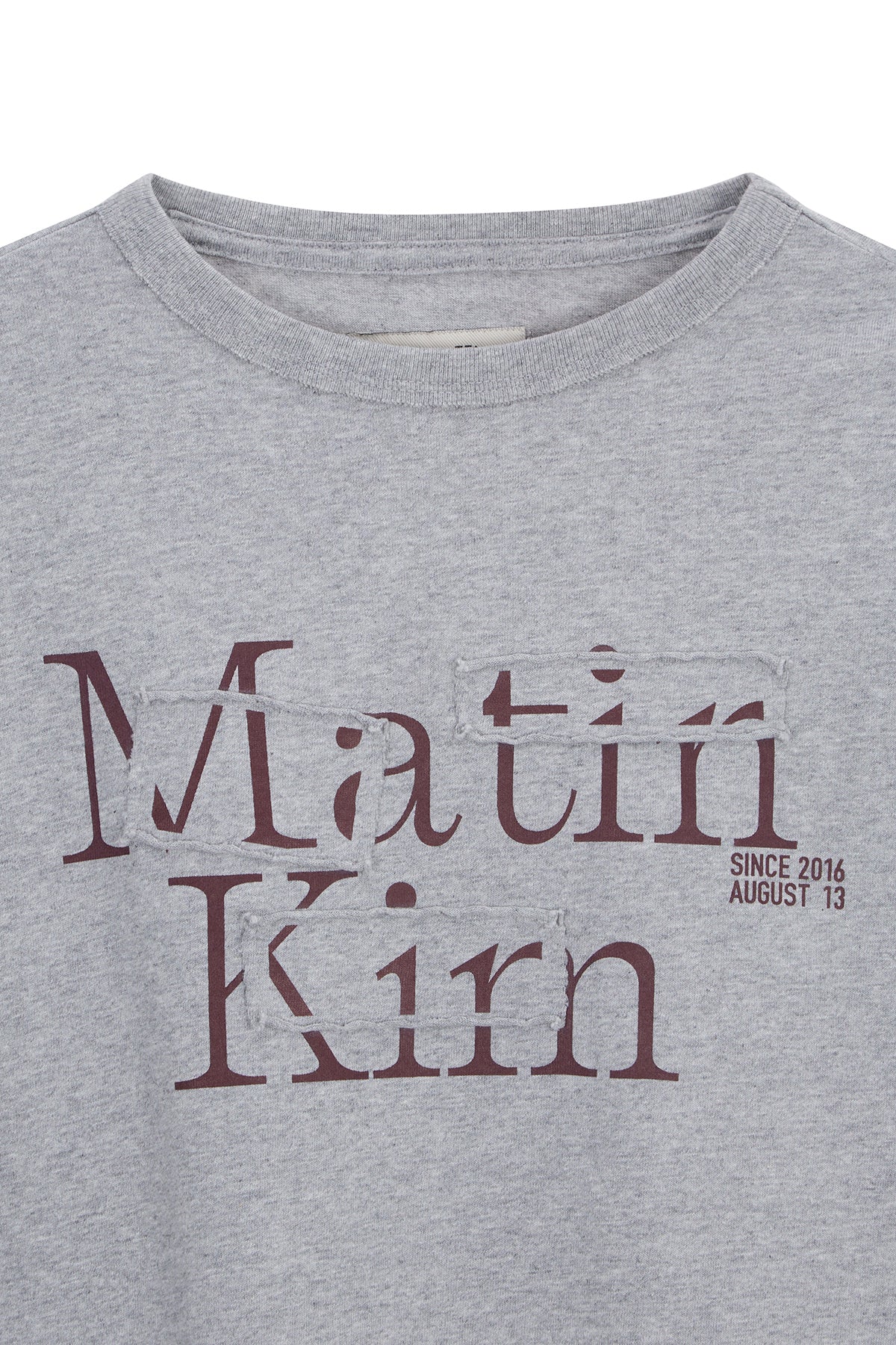 [matinkim] PATCH GRAPHIC LONG SLEEVE TOP IN GREY