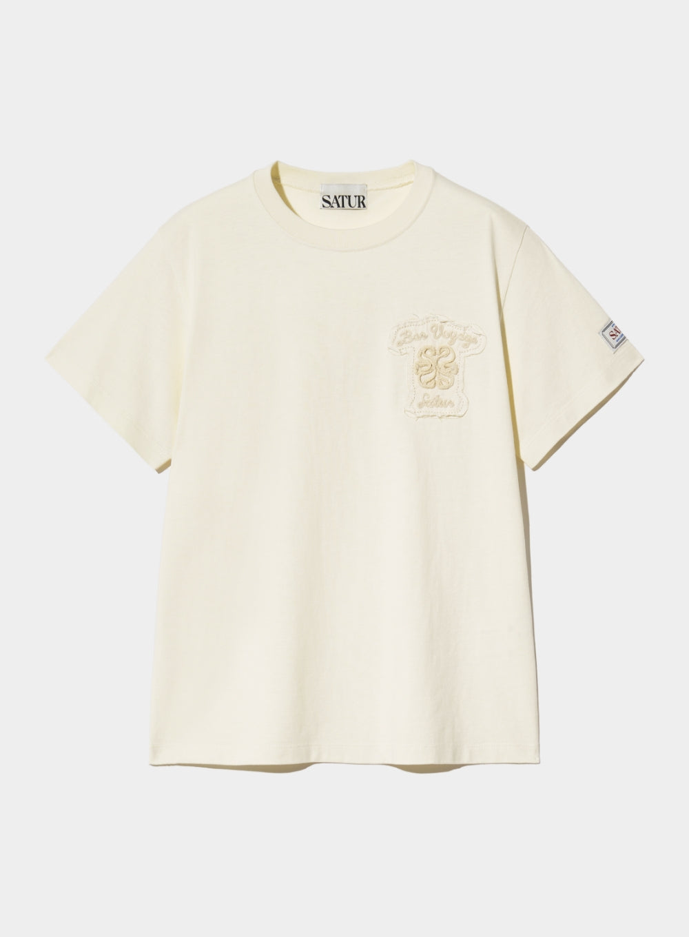 [satur] (W) Bon Voyage Raw-Cut Applique T-Shirt - Cream Ivory