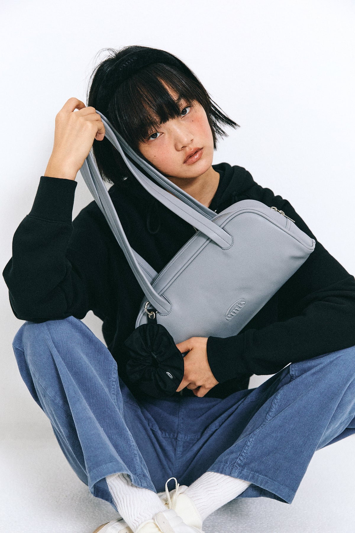 Emis Grain Long Handle Shoulder Bag-Ash Blue
