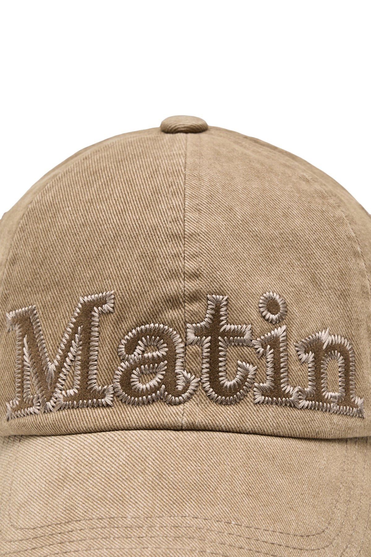 [matinkim] MATIN APPLIQUE STITCH BALL CAP IN CAMEL