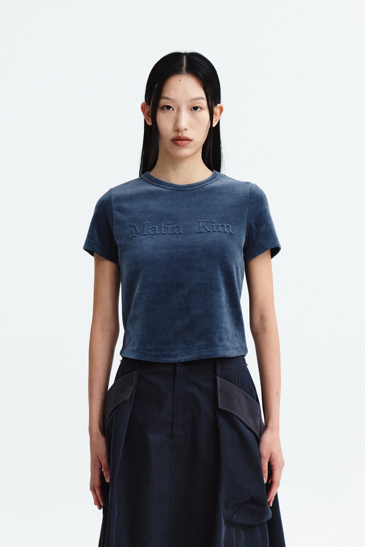 [matinkim] LOGO EMBOSS VELVET CROP TOP IN SMOKE BLUE