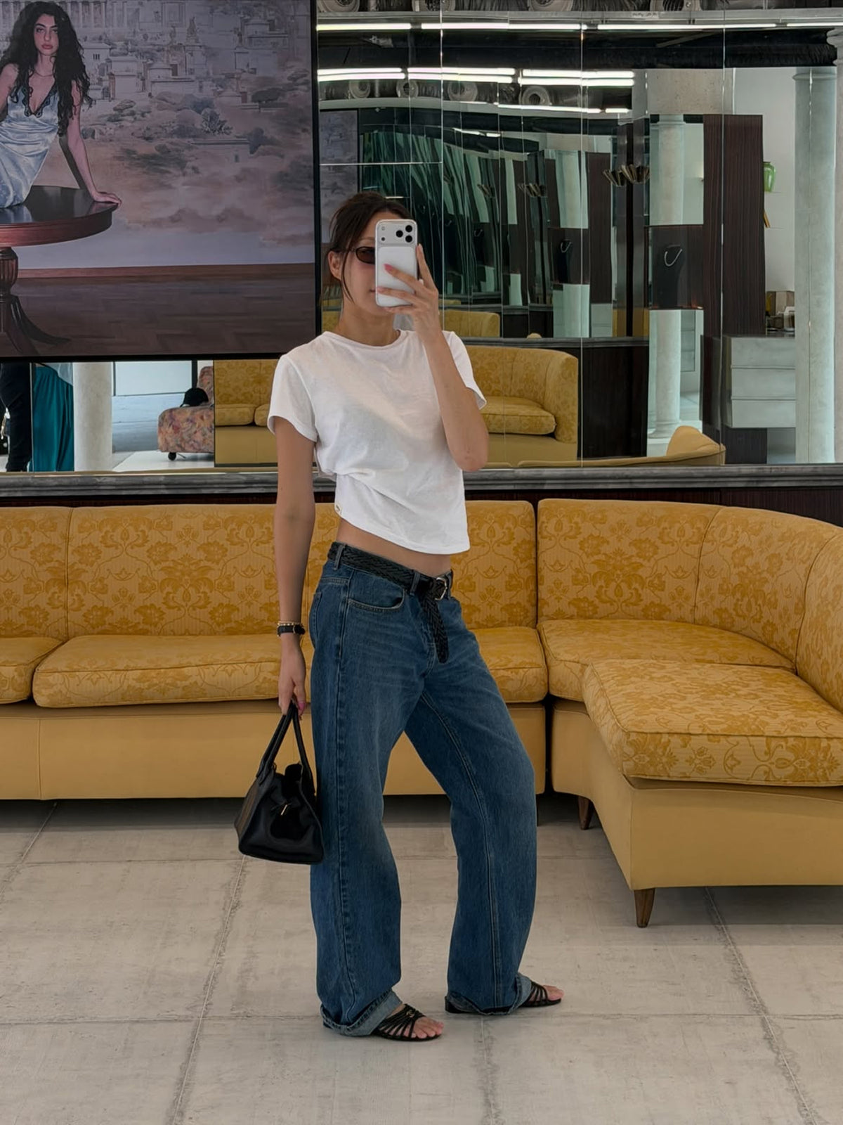 GLOWNY G Classic Tee (White)