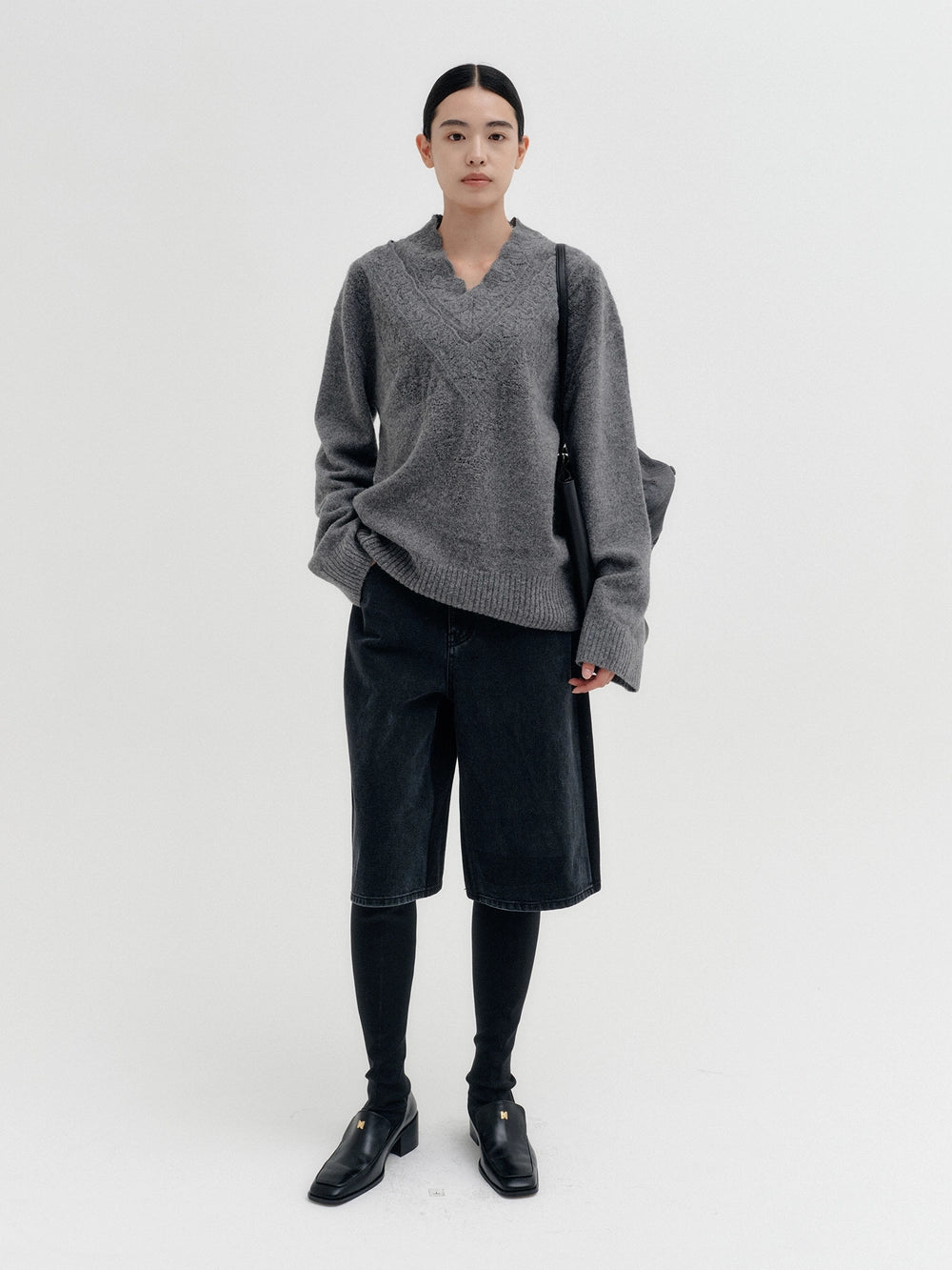 EENK Curved Fit Denim Shorts - Black