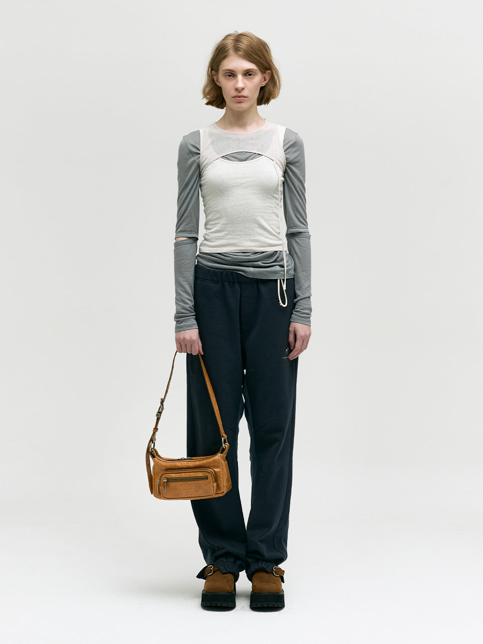 Margesherwood Outpocket Hobo Mini soft camel pull-up crinkle