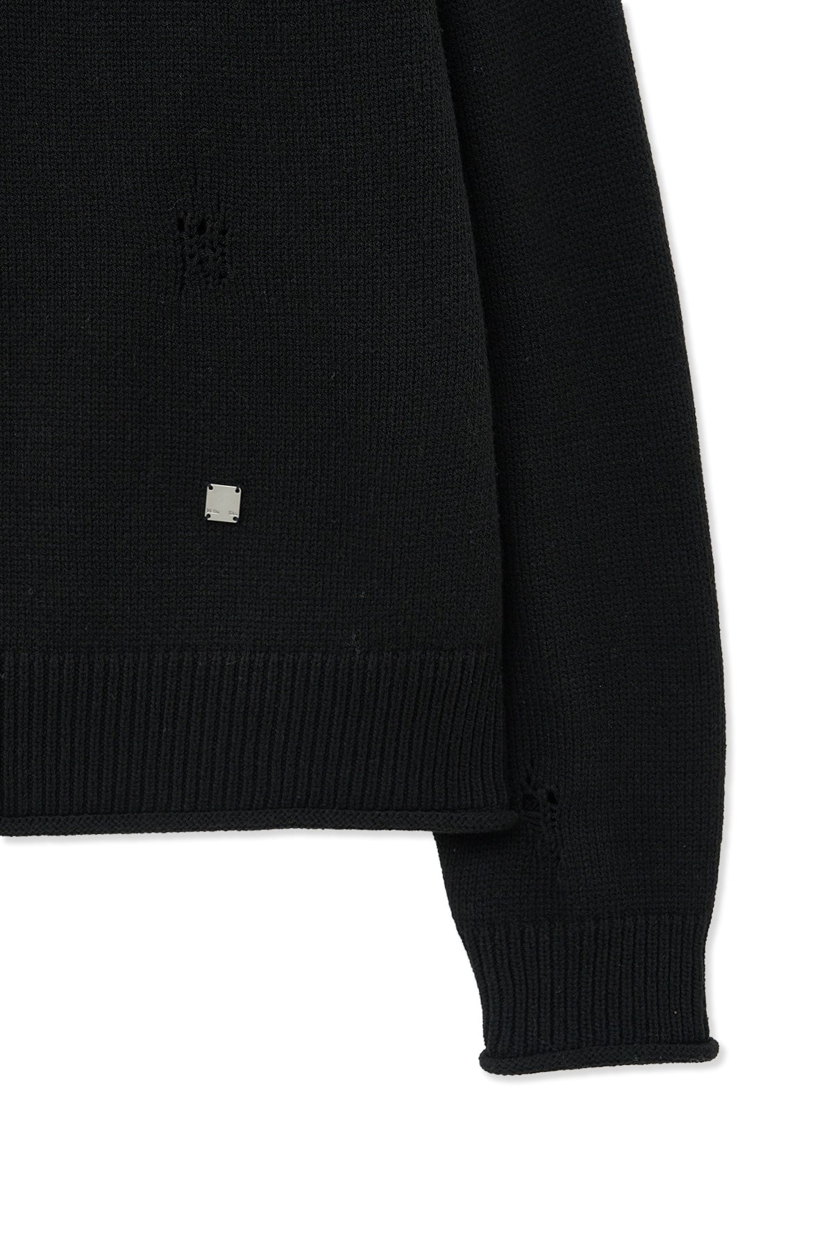 [matinkim] TWO WAY OFF SHOULDER DAMAGE PULLOVER IN BLACK