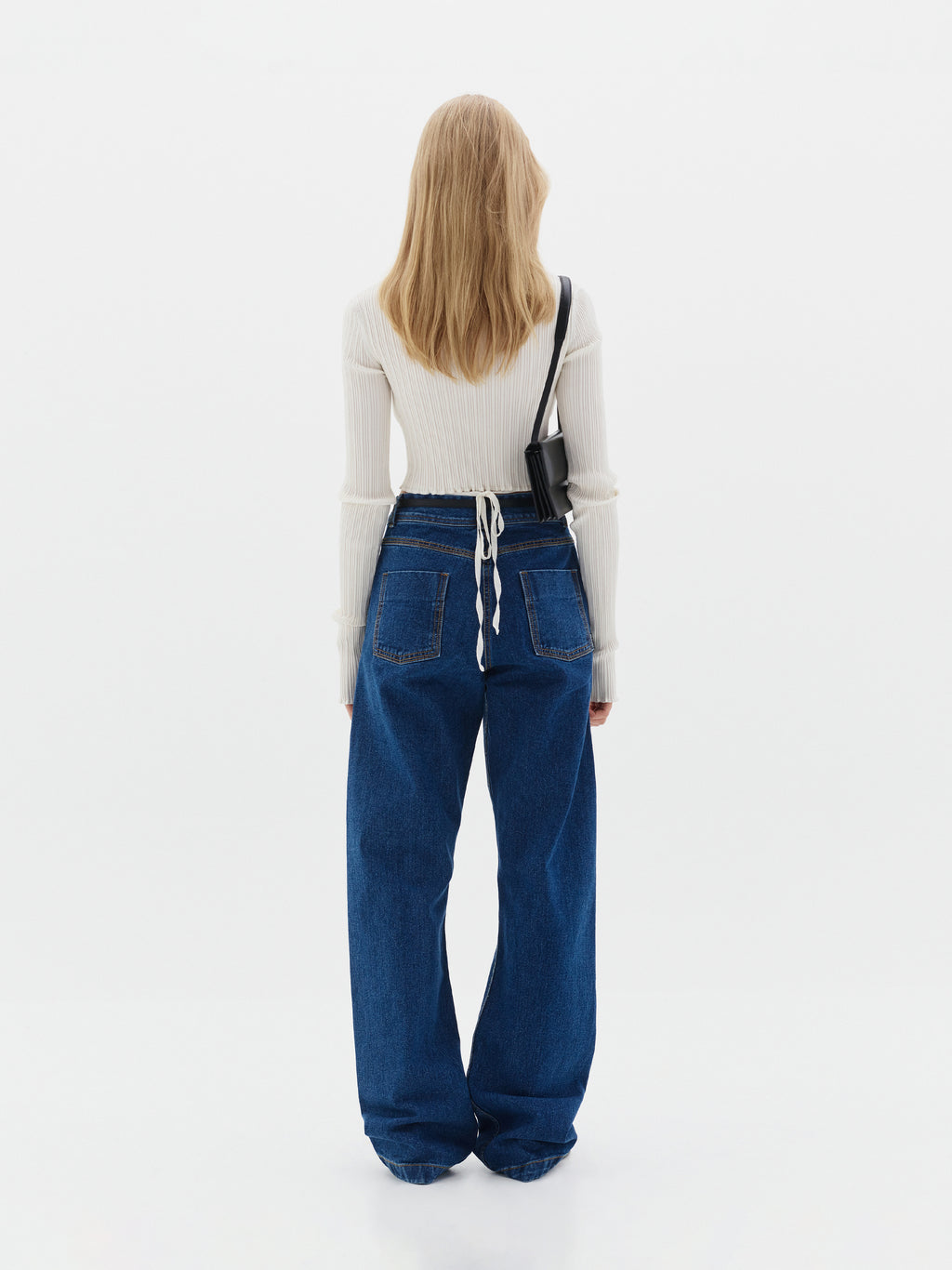 [low_classic] Straight Fit Denim
Blue