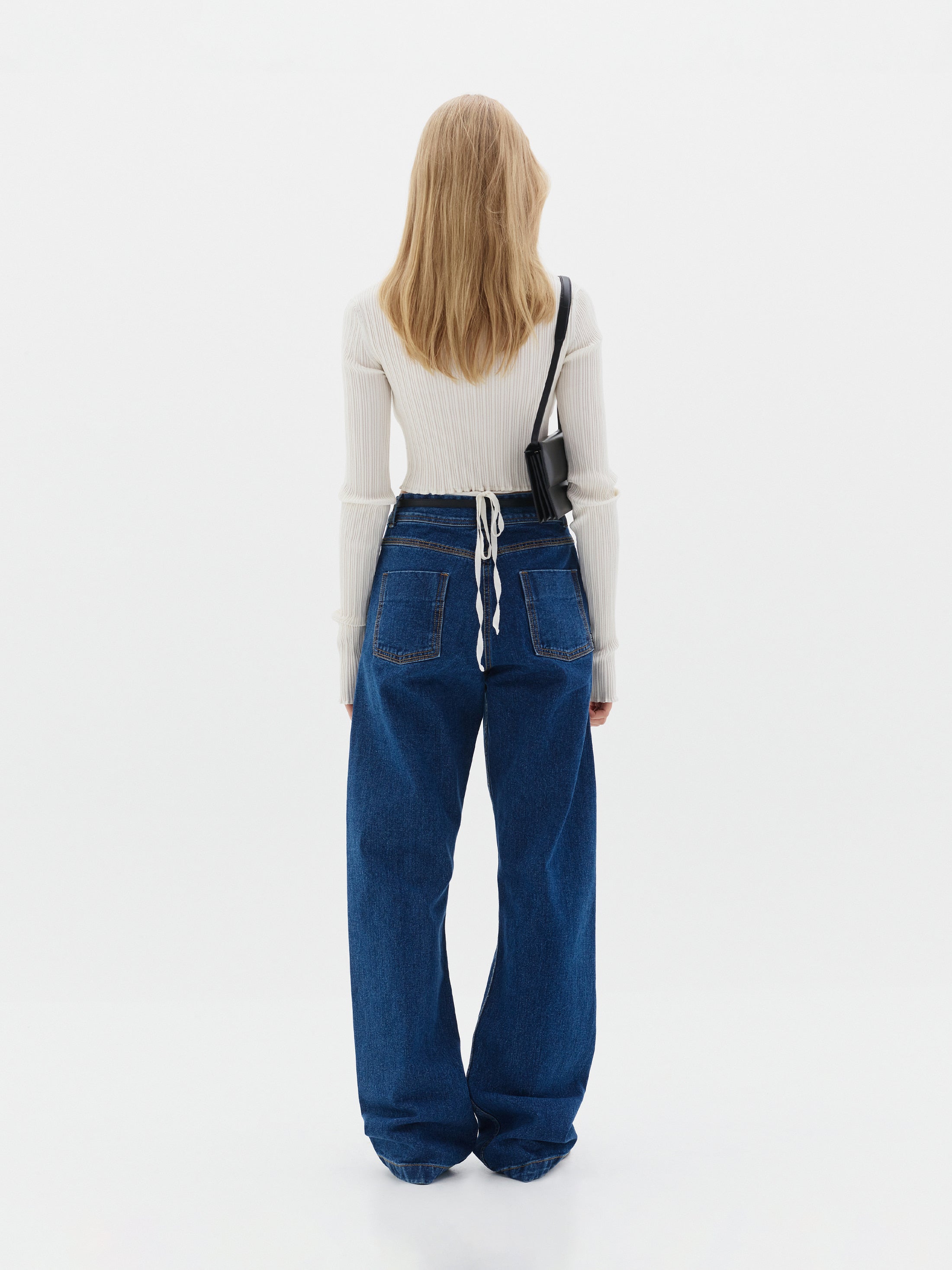 [low_classic] Straight Fit Denim
Blue