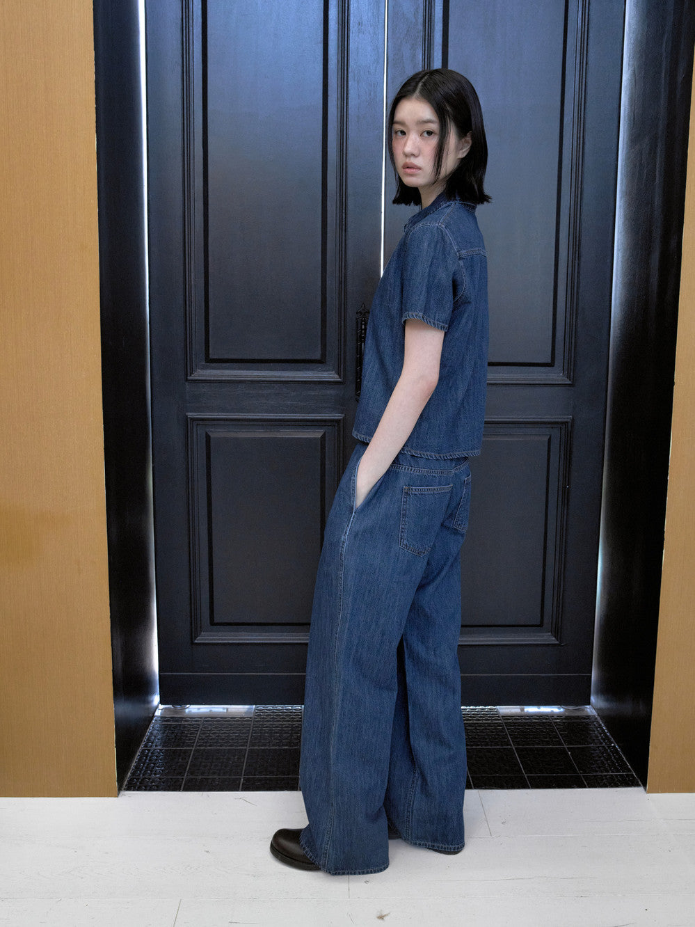 Low Classic Button Straight Jeans Blue