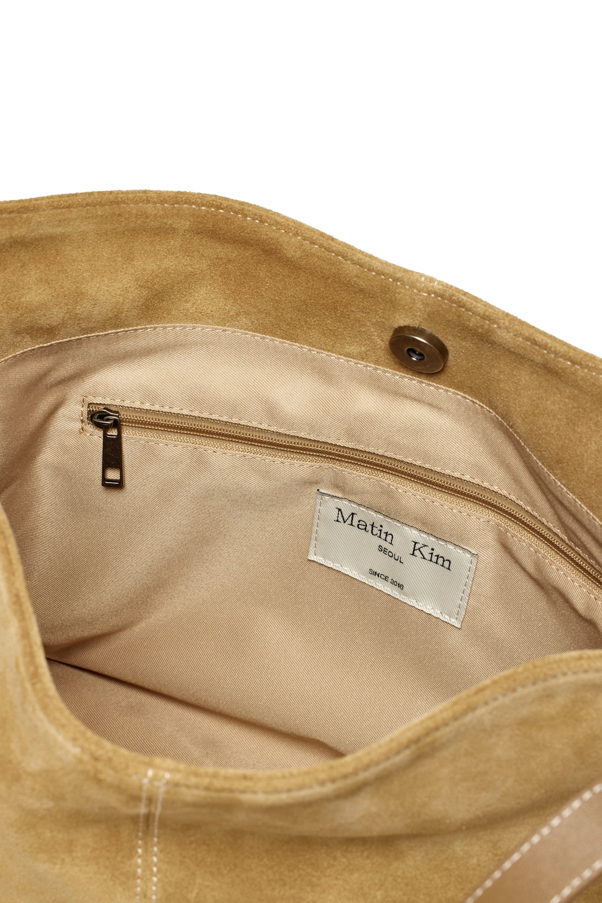 [matinkim] TWO WAY STRAP SUEDE LEATHER BAG IN BEIGE