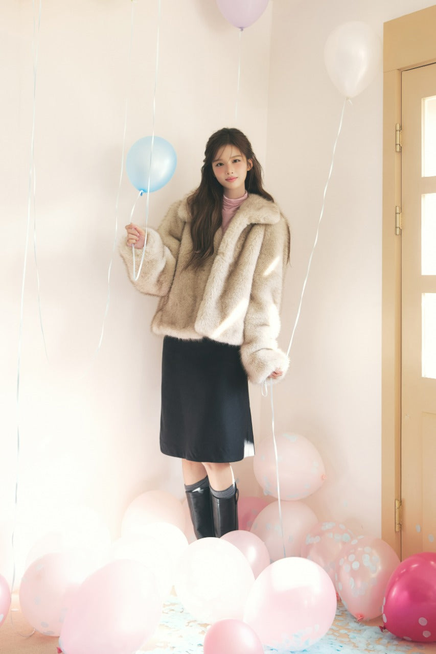 Dunst Essential Roll Neck Top Soft Pink