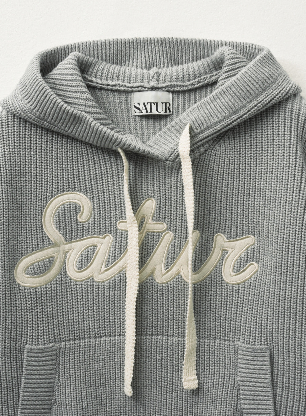[satur] (W) Applique Logo Cashmere Blend Hood Knit - Melange Gray