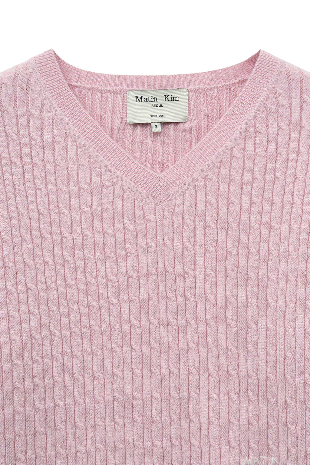 [matinkim] SHINY CABLE PULLOVER IN PINK