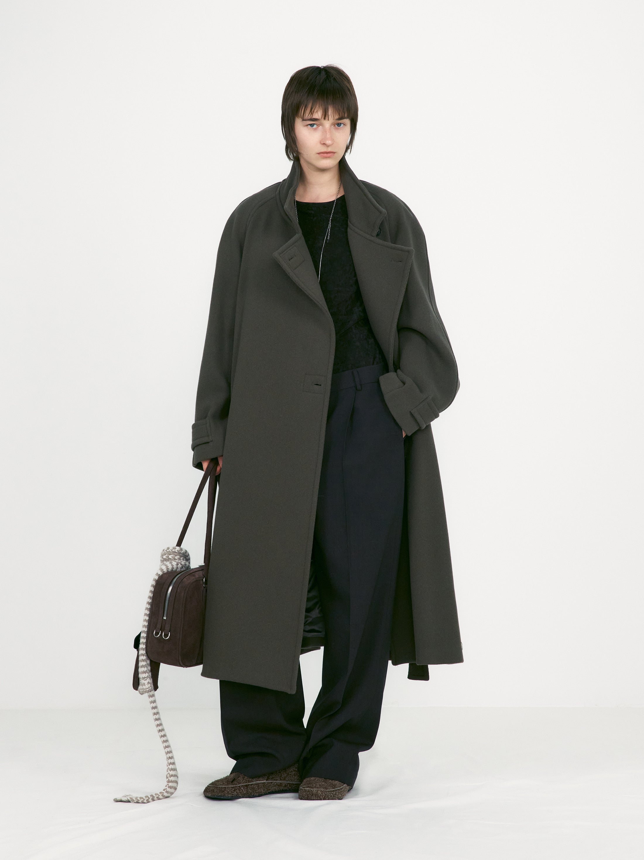 [low_classic] Soft Wool Twill Wrap Coat
Khaki