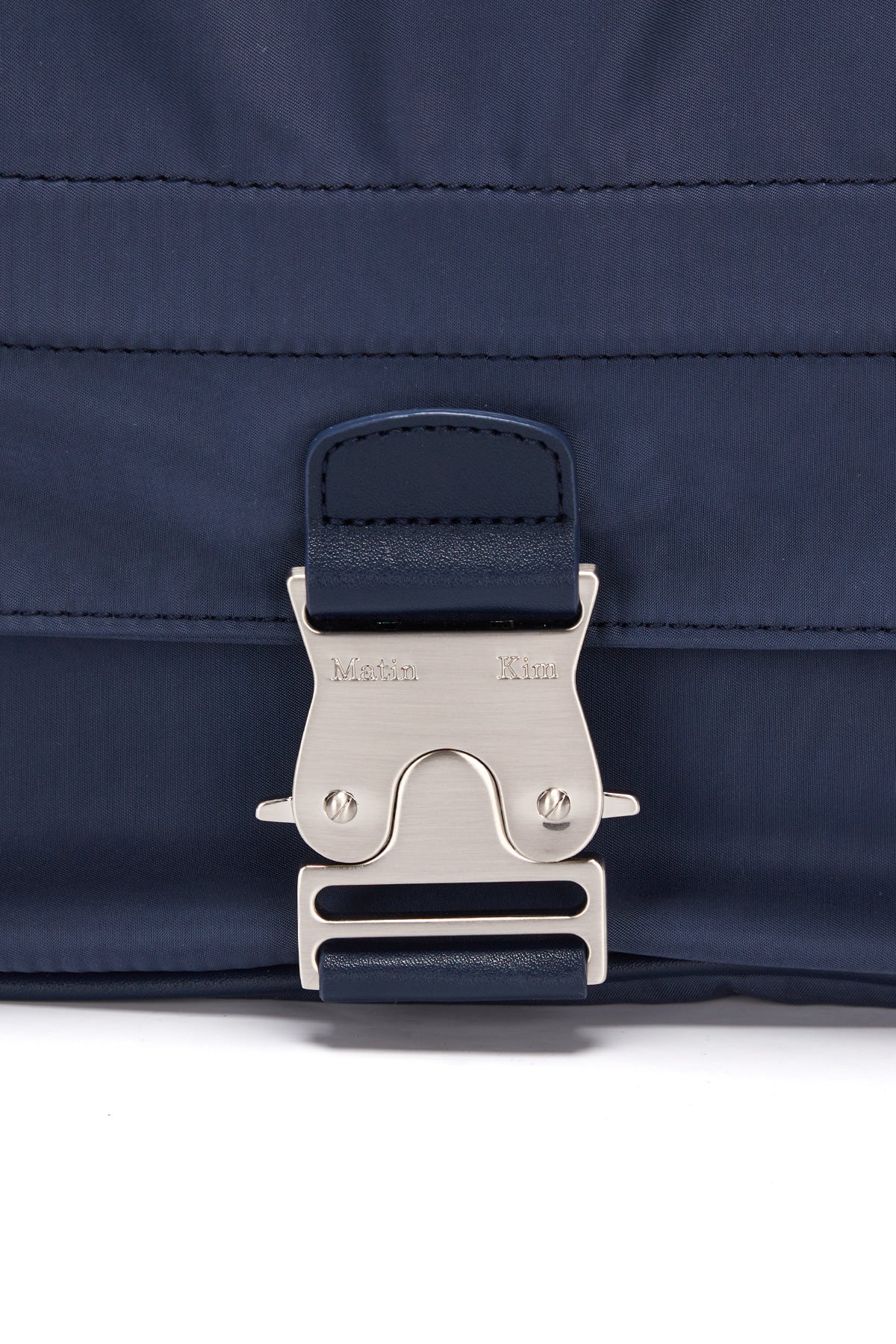 [matinkim] BIG BUCKLE BAG IN NAVY