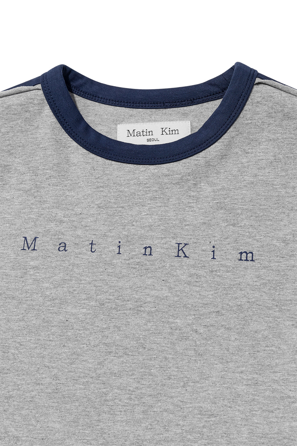 [matinkim] COLOR LINE POINT LOGO CROP TOP FOR WOMEN IN GREY