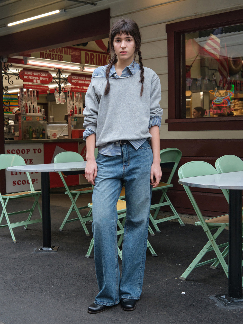 Low Classic Relaxed-Fit Jeans Blue