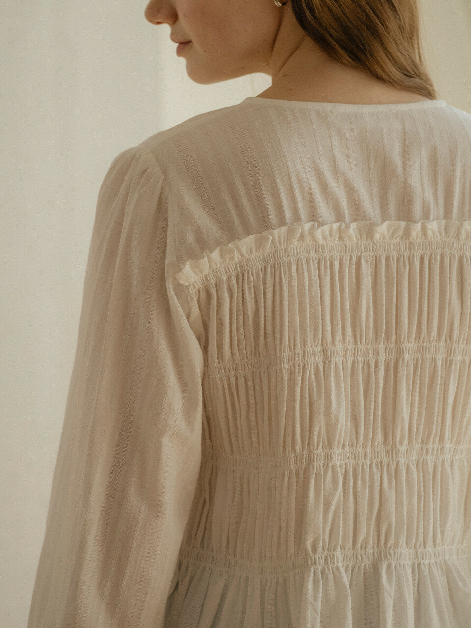 Tillidie Ribbon point smoke cotton blouse Ivory