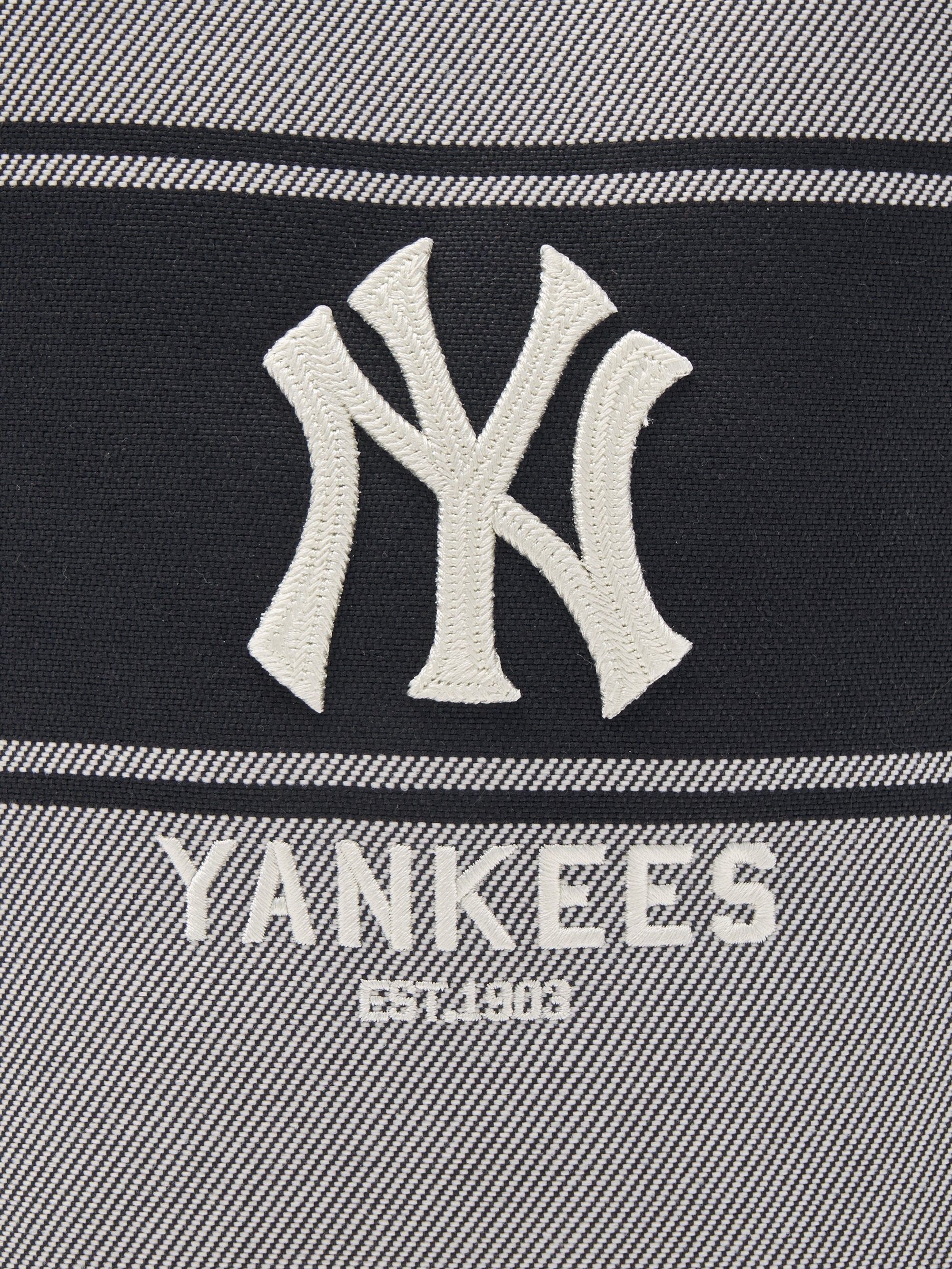 [mlb korea] Varsity Lettering Canvas Bucket Bag