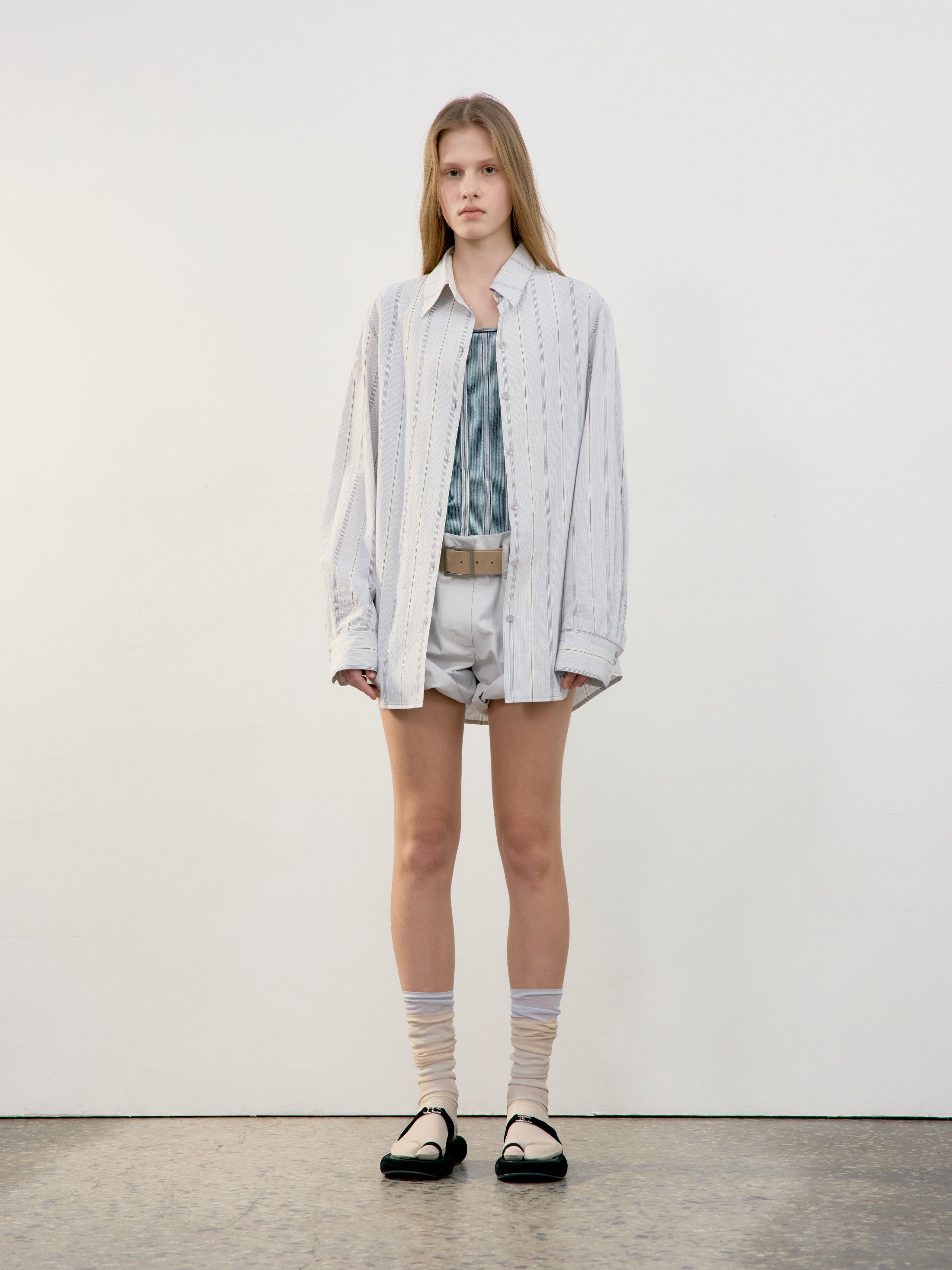 [low_classic] Stripe Classic Shirt
Blue