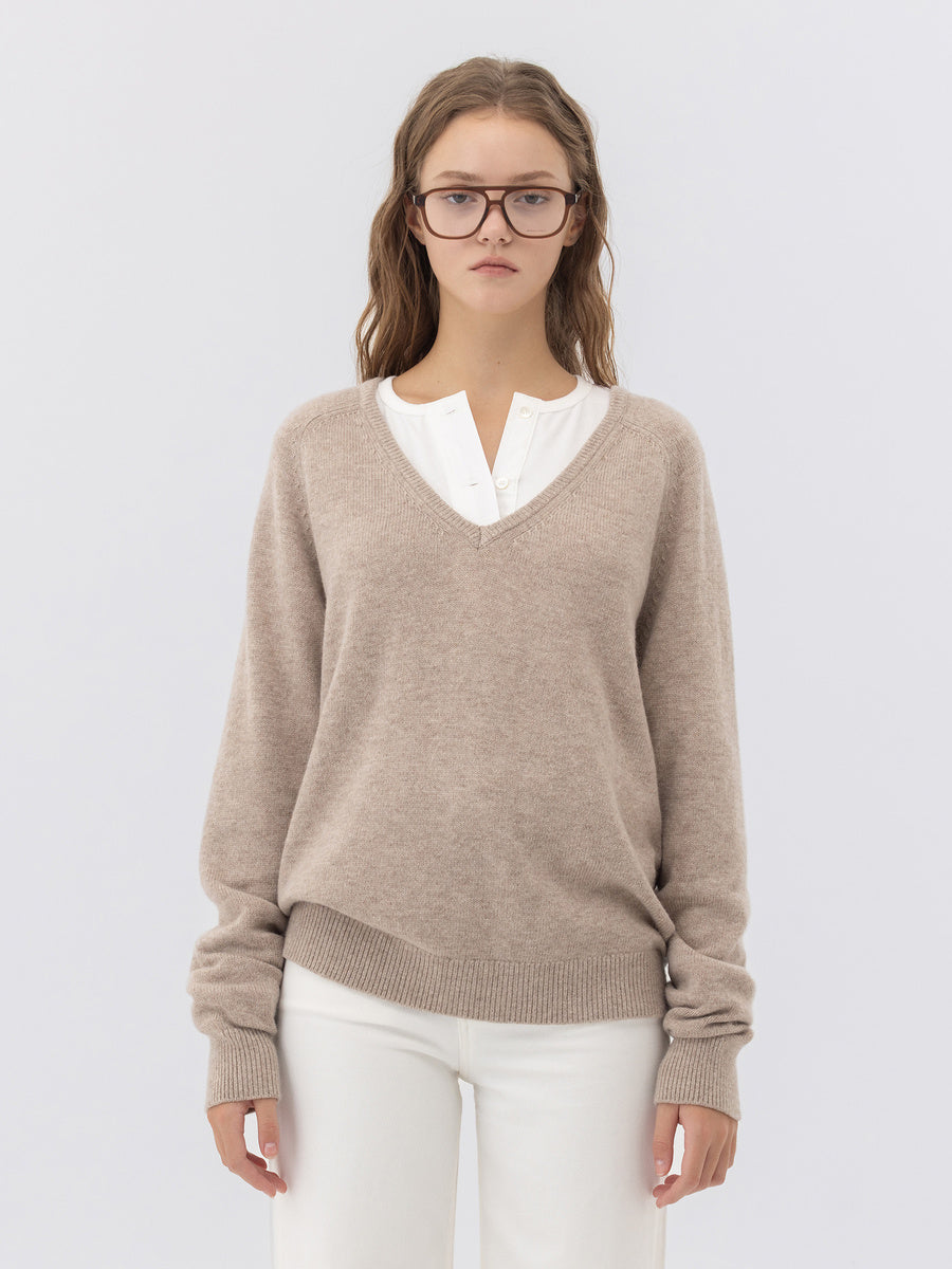 GLOWNY G Loose Deep V-Neck Knit (Oatmeal)