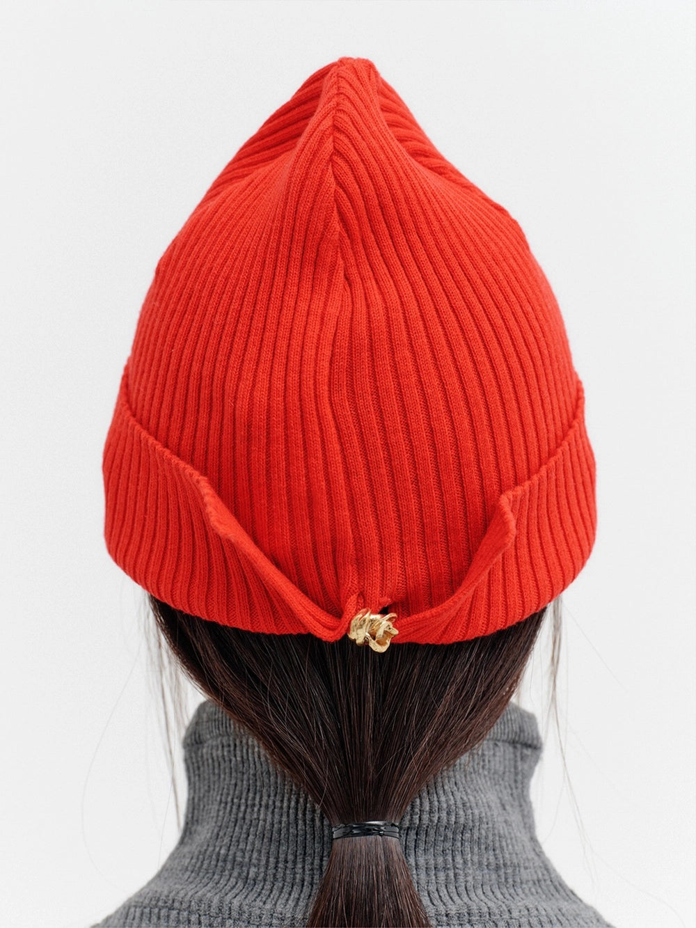 EENK Rose Detail Wool Beanie - Red