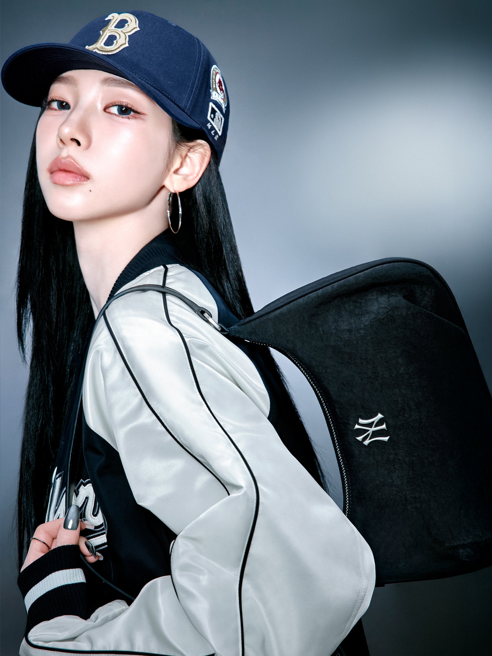 [mlb korea] Basic Vintage Nylon Hobo Bag