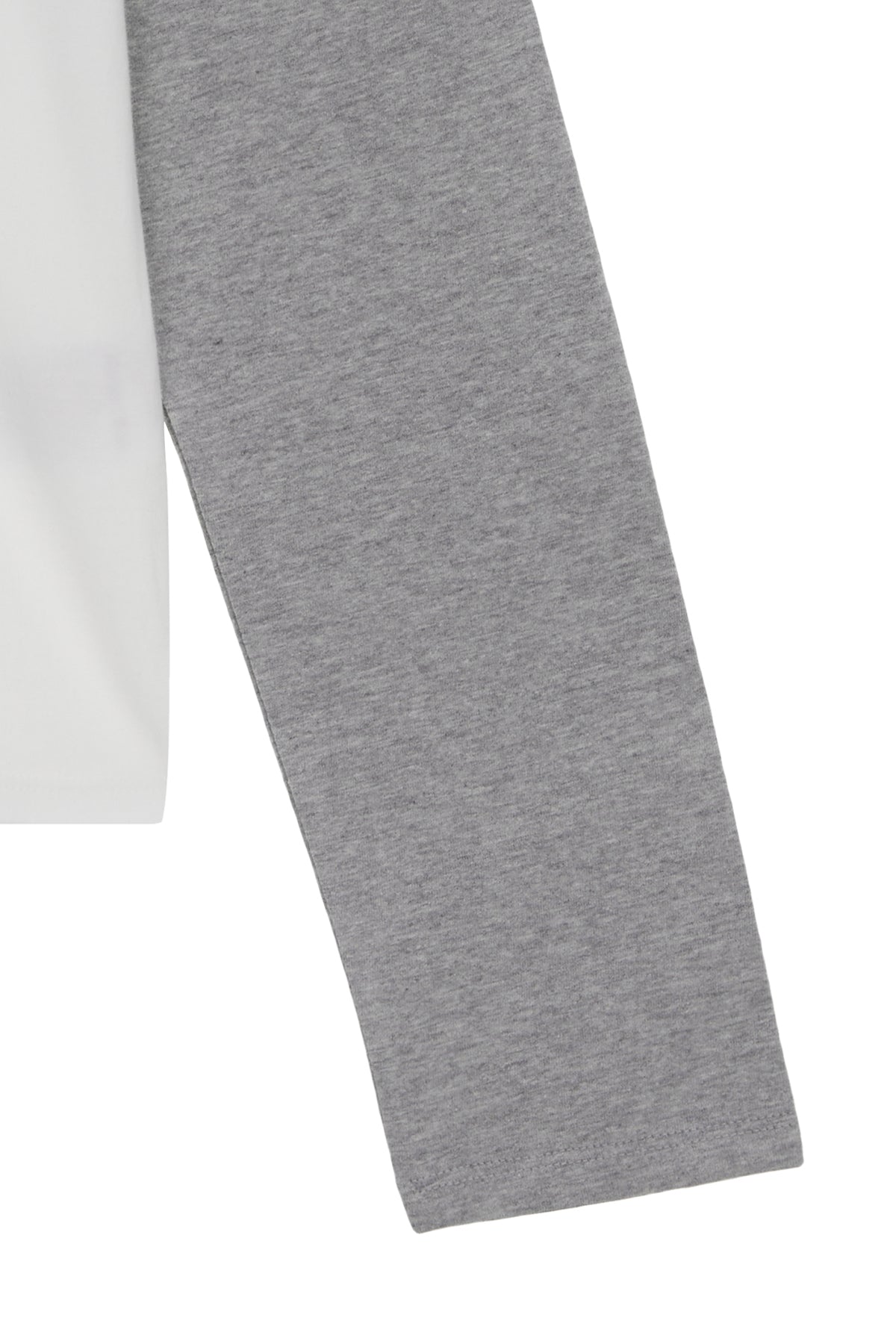 [matinkim] MATIN LETTERING RAGLAN LONG SLEEVE IN GREY