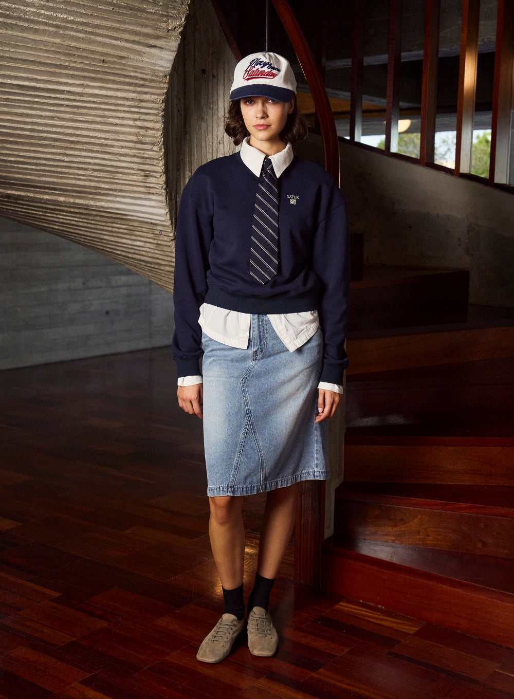 [satur] (W) Loren Small Logo Basic Crop Sweatshirt - Navy