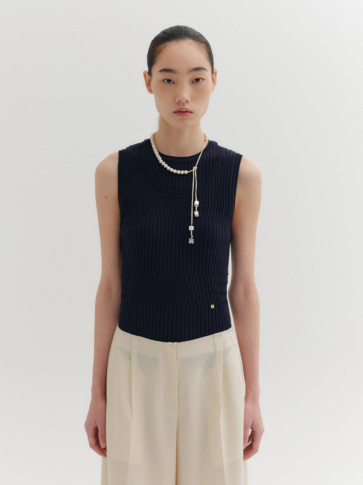EENK Sleeveless Layered Knit Top - Black
