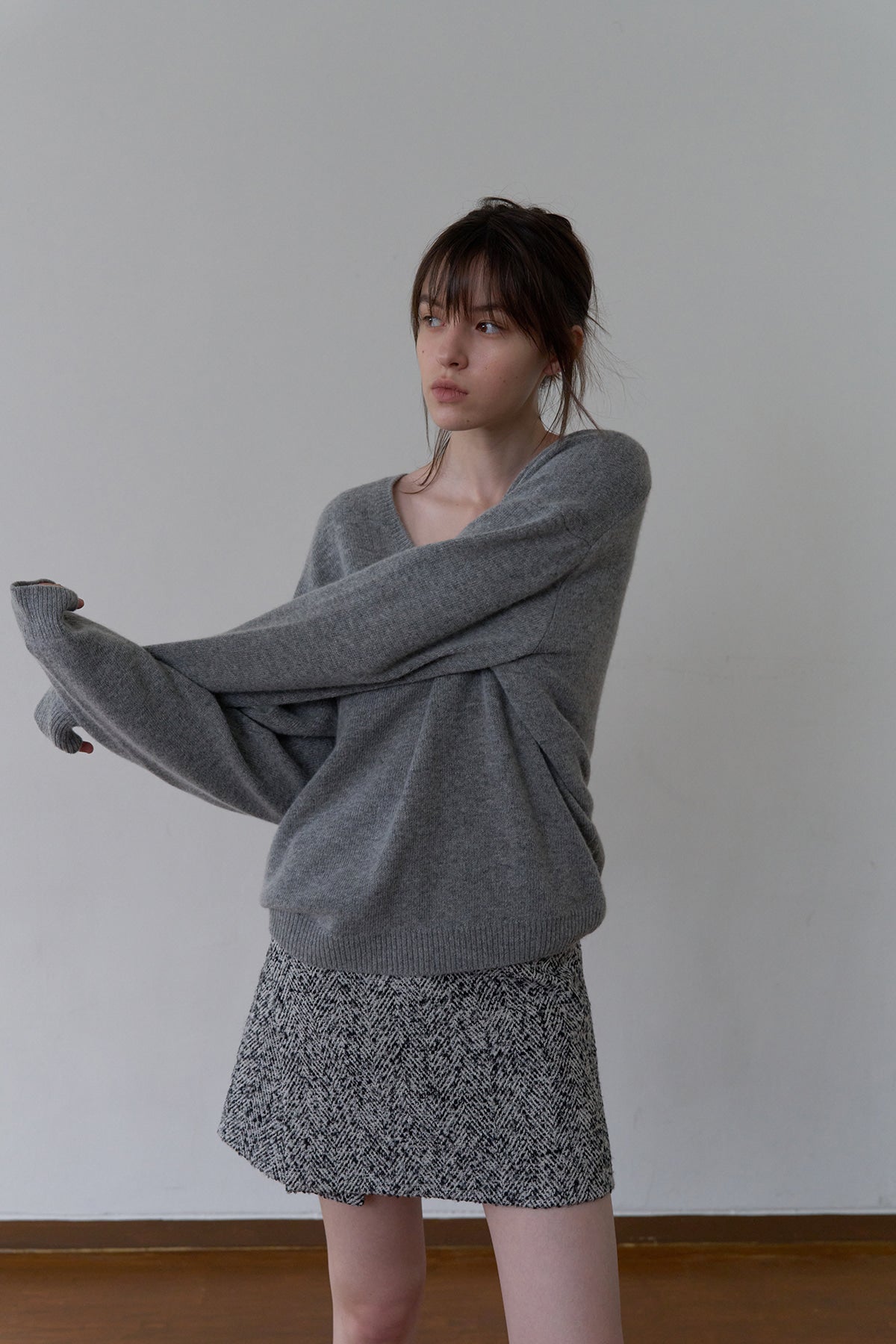 Overdueflair Relaxed Fit V-Neck Knit Melange Grey