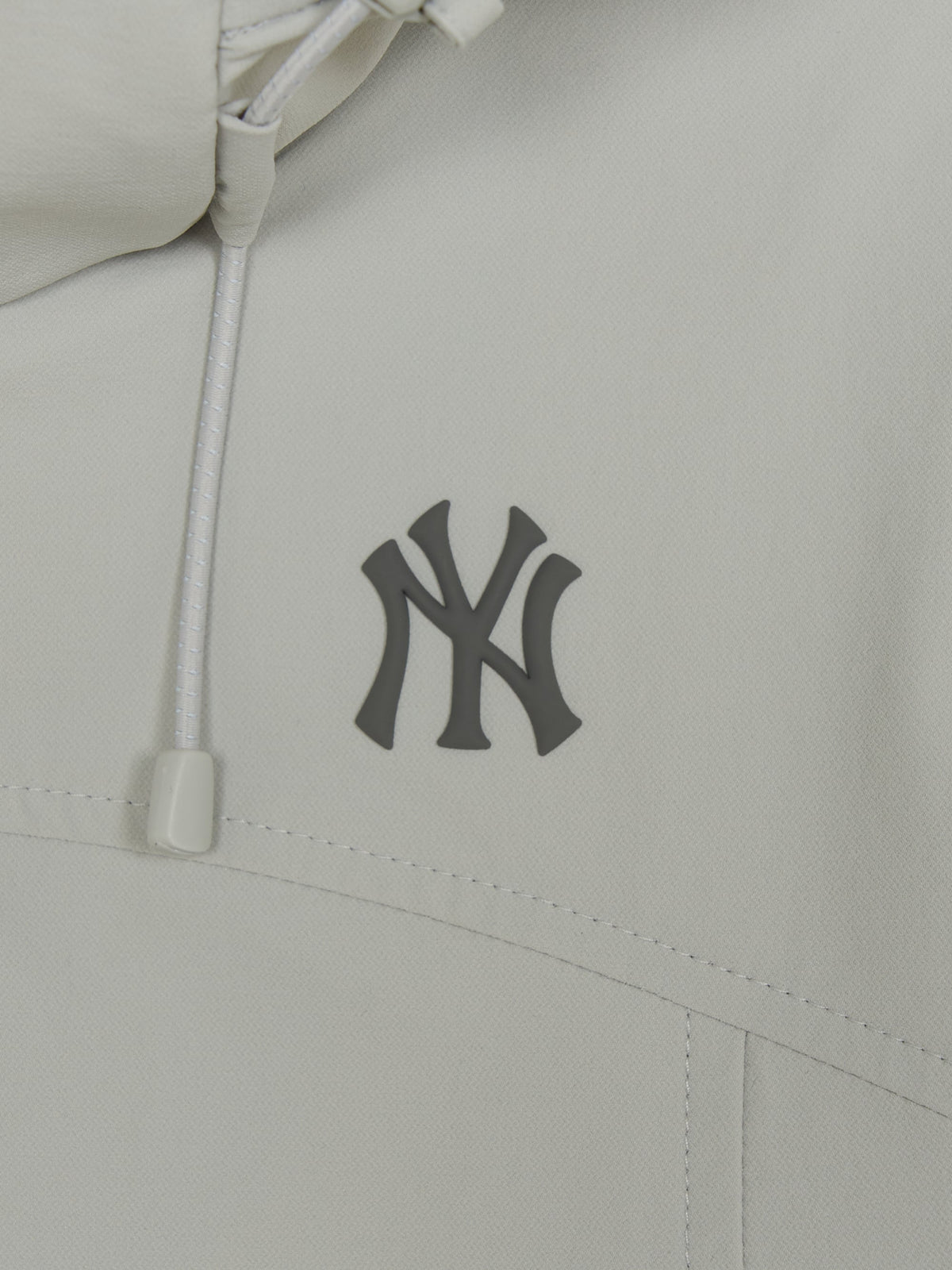 Mlb Women's Gorpcore Slim Fit Windbreaker