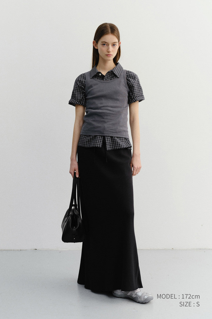 Dunst Essential Sleeveless Top Charcoal Grey
