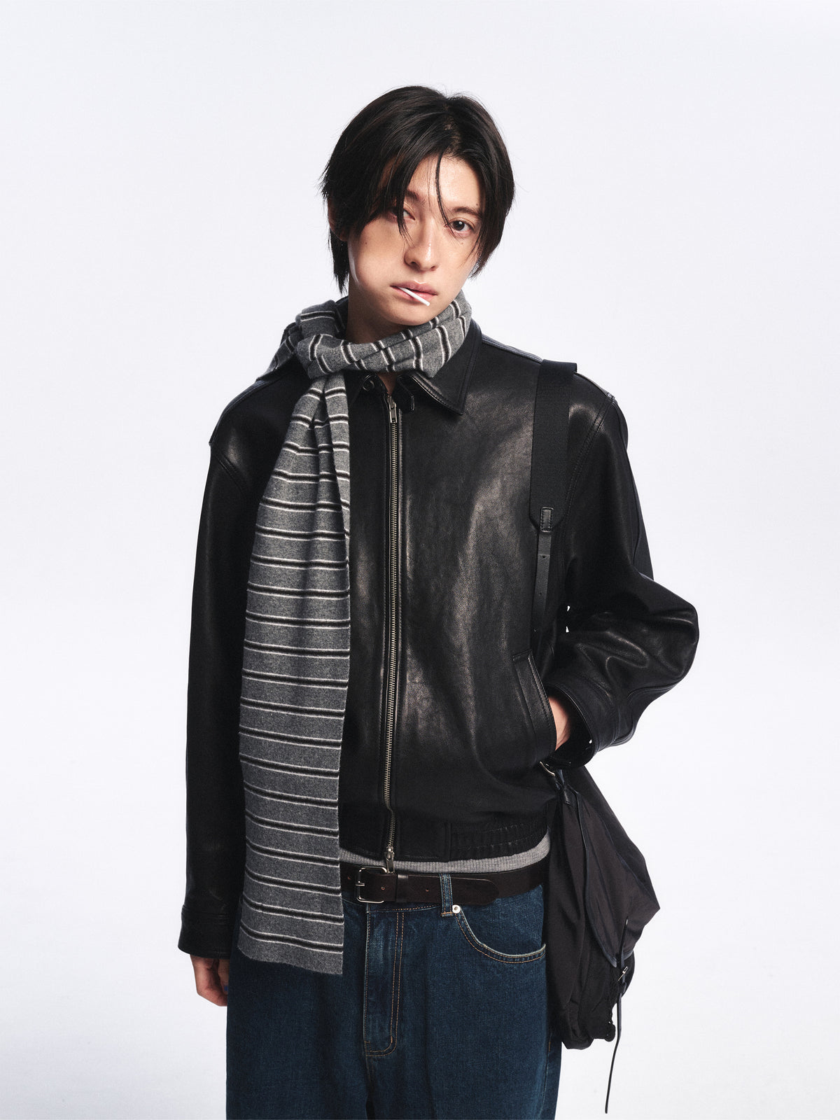 Low Classic Wool Cash Blend Striped Muffler Charcoal Grey