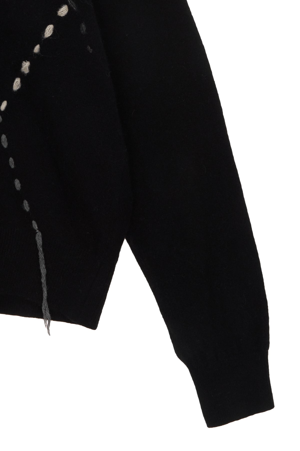 [matinkim] ARGYLE STITCH CARDIGAN IN BLACK