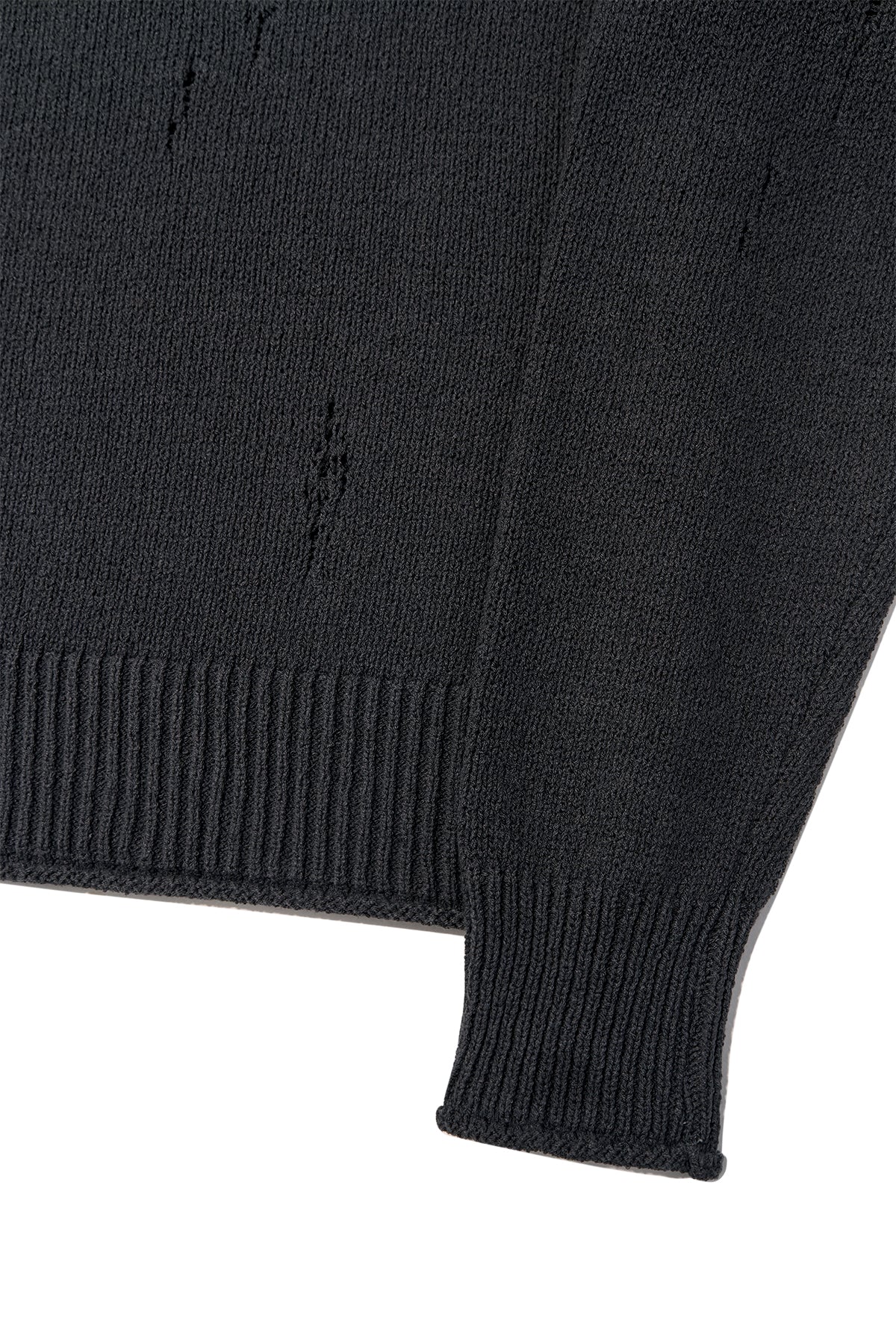 [matinkim] CRACK LOGO VINTAGE KNIT PULLOVER FOR WOMEN IN CHARCOAL