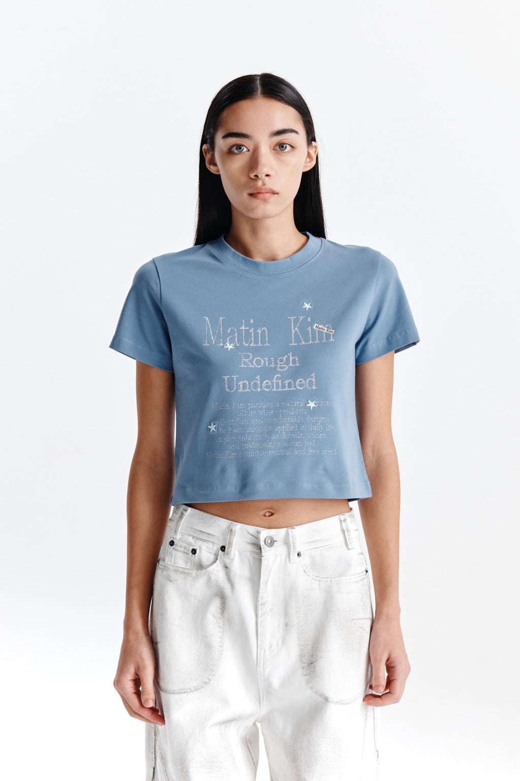 [matinkim] DAZZLE LETTERING CROP TOP IN BLUE